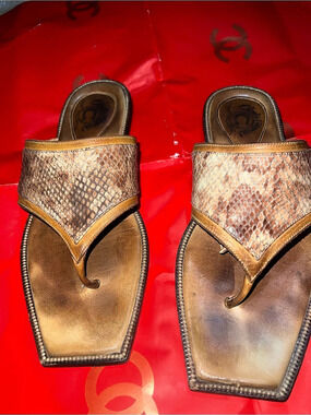 • Vtg Charlie 1 Horse by Lucchese Leather Sandals Square Toe Western Snakeskin